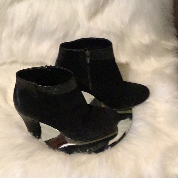 ✨SAM EDELMAN ✨BLACK ✨SUEDE ✨ANKLE ✨BOOTS ✨👢 - Picture 5 of 8